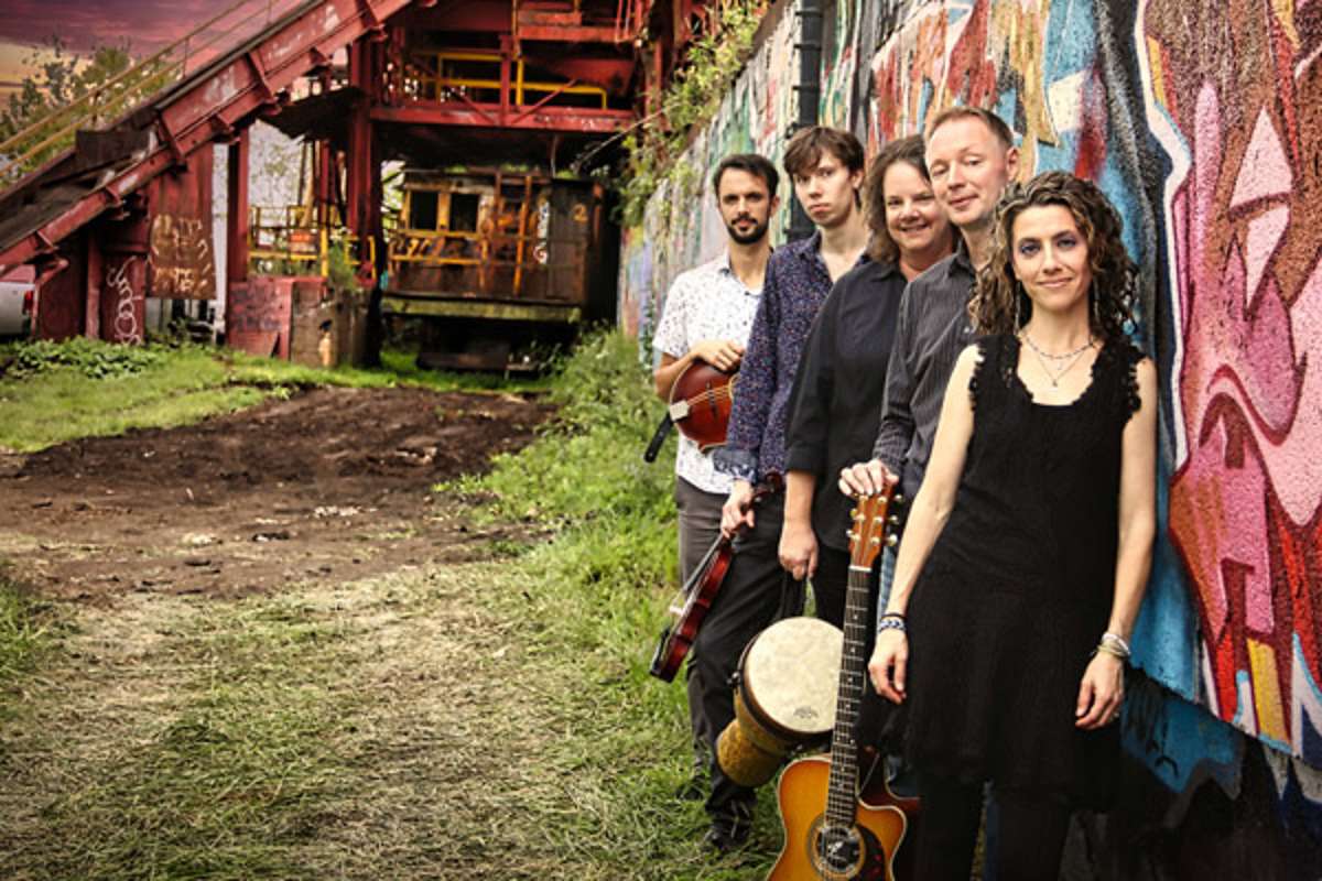 LIVESTREAM: Hark! An Irish Christmas with RUNA