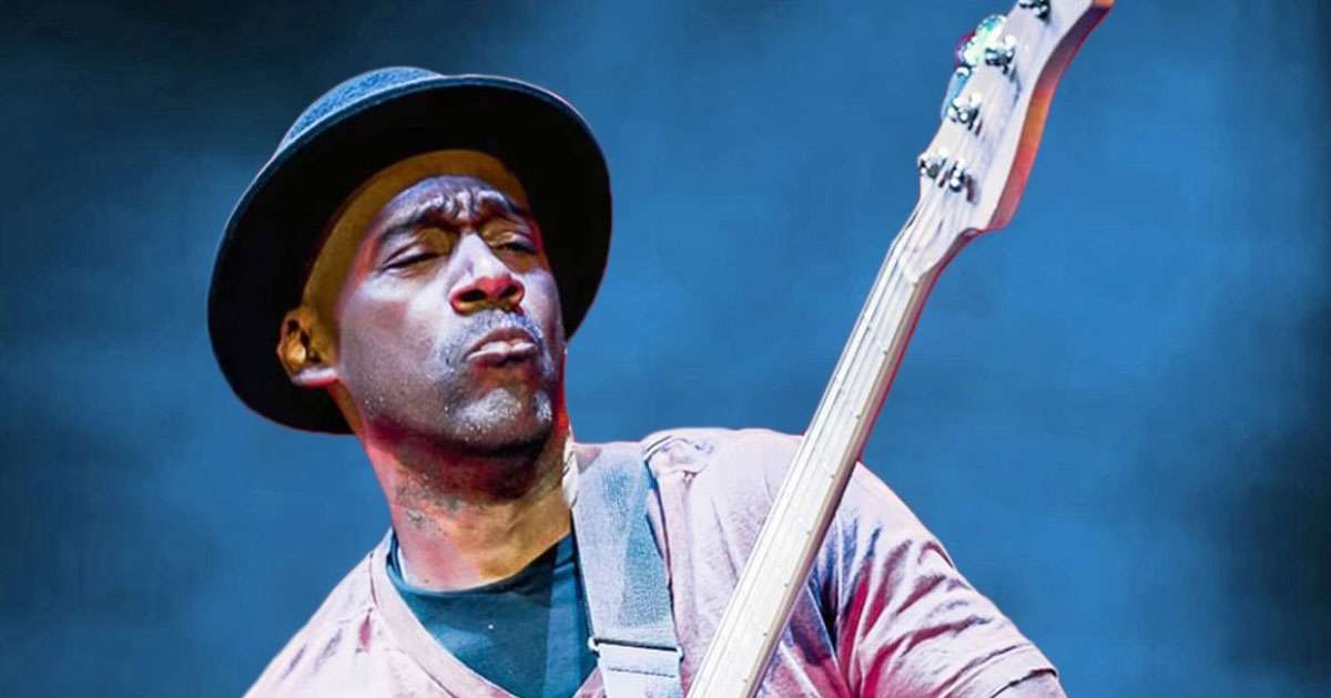 MARCUS MILLER