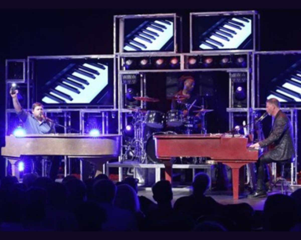 PLUS Dueling Pianos Road Show