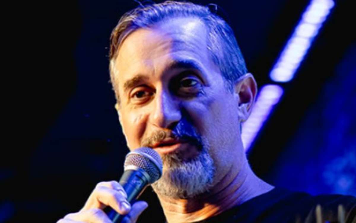 Carlos Sanchez (En Español)