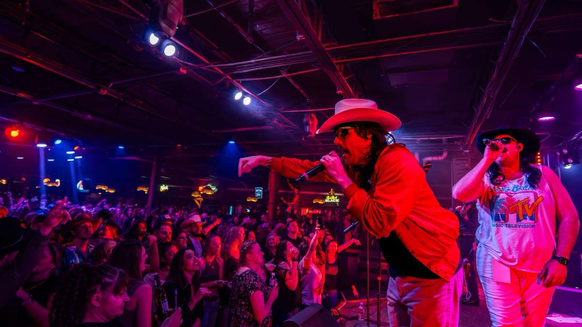 Doublewide 90's Country