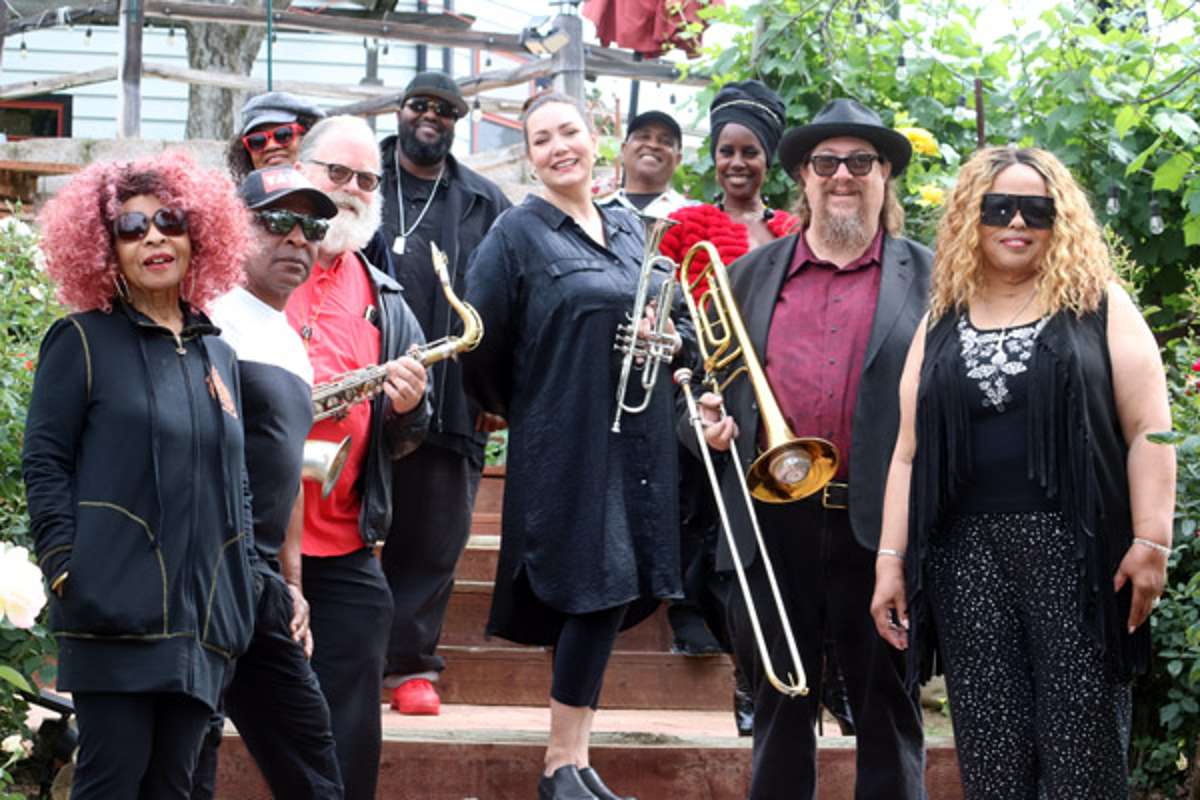 Sly & The Family Stone ft. Rose Stone and Vet Stone - The Sly Stone Memorial Celebration Tour