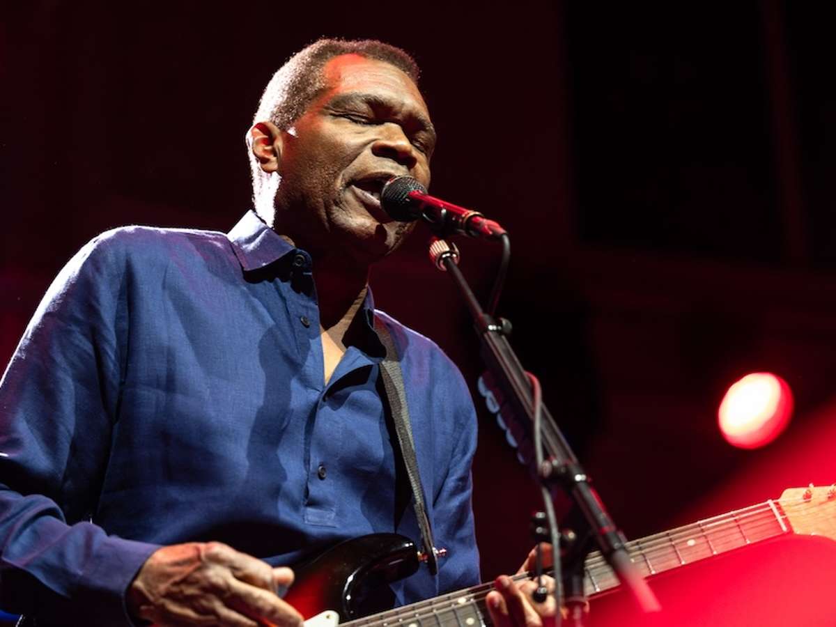 THE ROBERT CRAY BAND (Mon, 8/10/26)