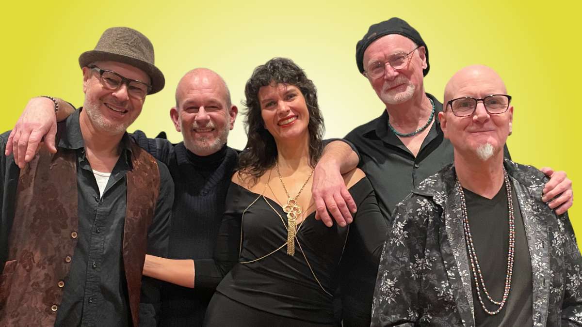 SUNDAY SERENADES: BIG YELLOW TAXI
