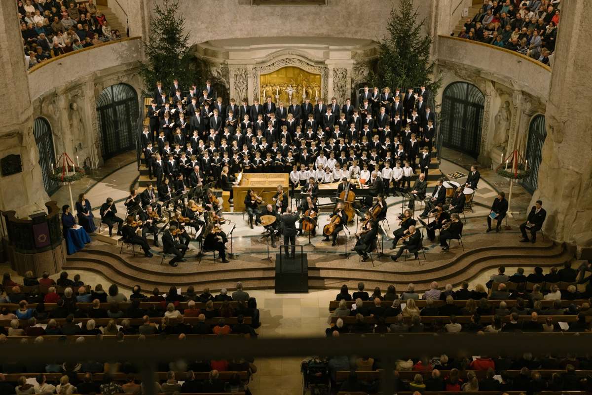 Bach Weihnachtsoratorium 1 3 Dresdner Kreuzchor Kreuzkirche Dresden 21 Dez