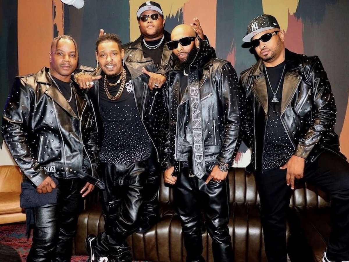 Day 26 & J. Howell: An R&B Experience