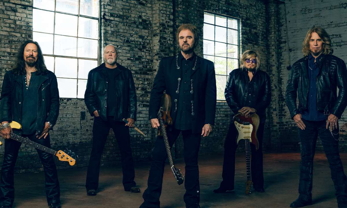38 SPECIAL WITH REVEL IN RED