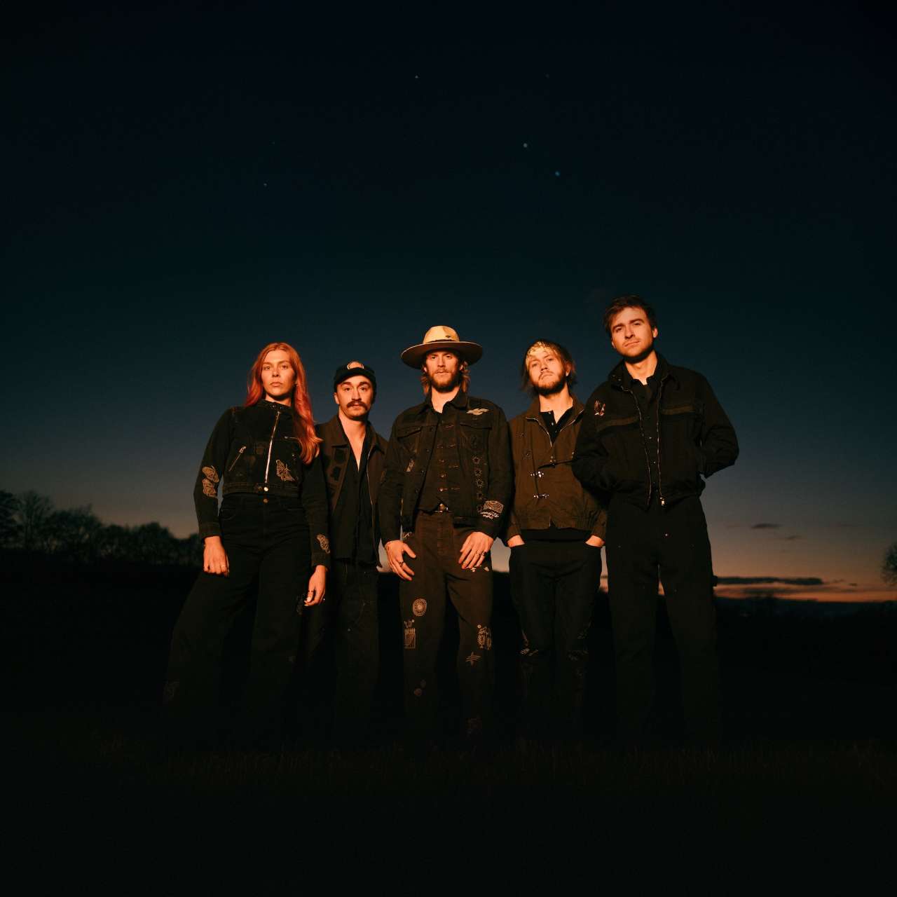 Happy Landing & HAPPY LANDING